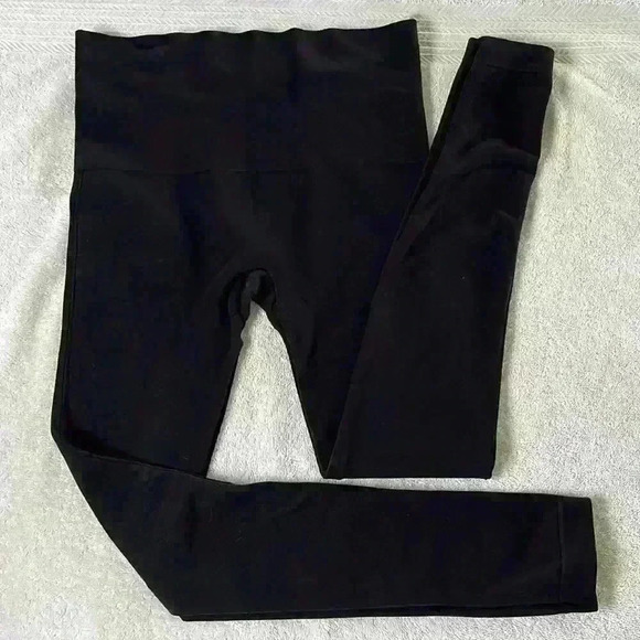 Spanx Look at Me Now Black Leggings Sz M - Picture 2 of 9